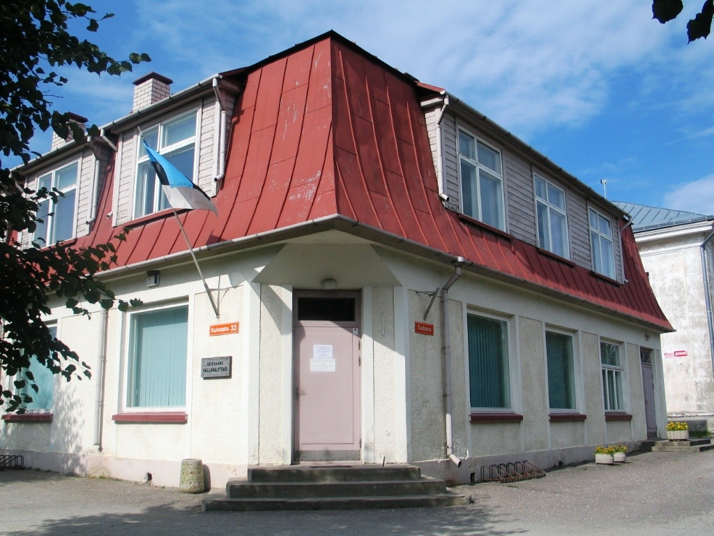 Orissaare 038 - Commune house of Orissaare Commune