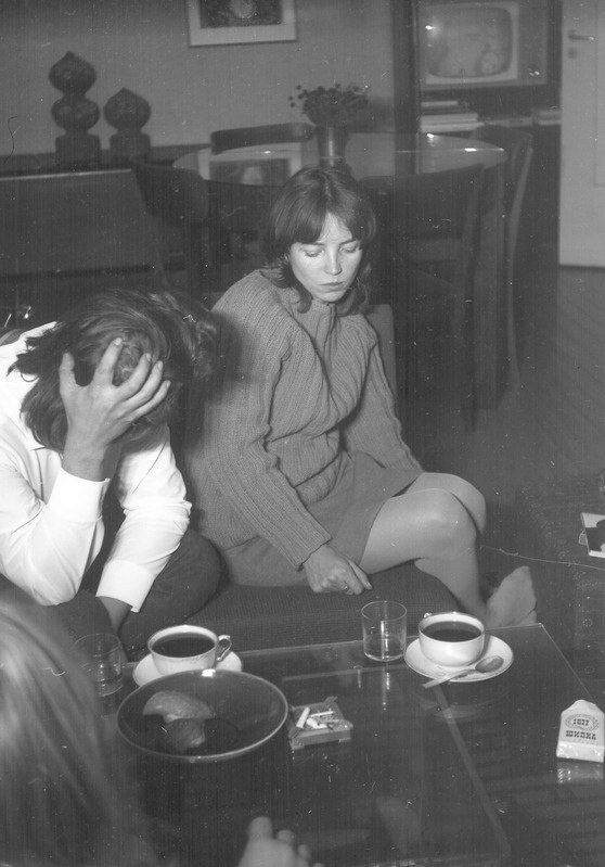 Mati Unt ja Kersti Kreismann kohvilaua ääres