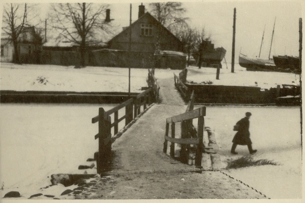 Photo Vallikraav bridge in Pärnu city approx. 1950