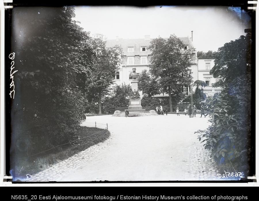 Barclay de Tolly mälestussammas