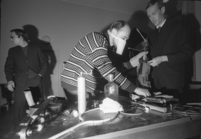 Häpening Kirjanike Majas  similar photo