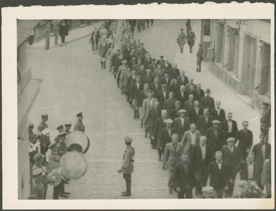 24. juulil 1940 toimunud rongkäik Tallinnas  duplicate photo