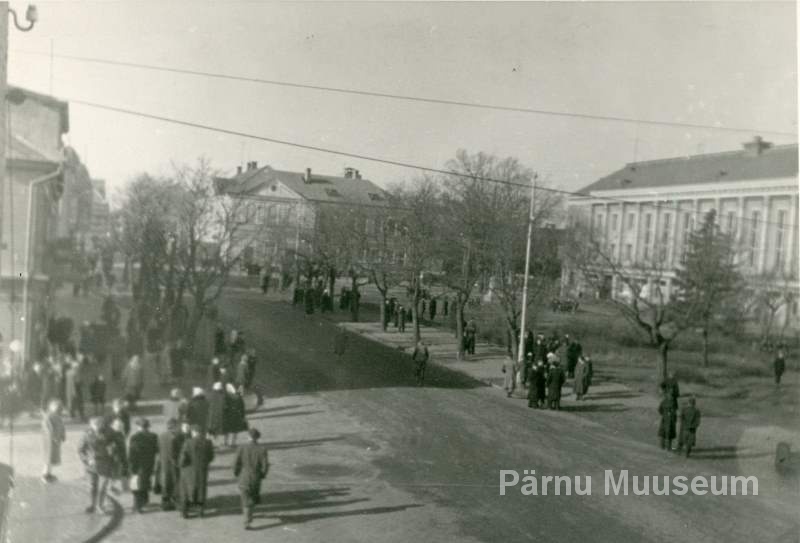 Photo, View Kalev Street in March 1961, before the ruins of "Endla" were destroyed.