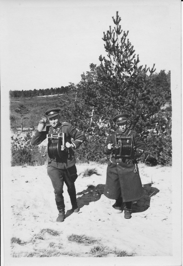 Eesti Vabariigi sõjavägi. jägala polügonil sidet vedamas. 1940. mai.