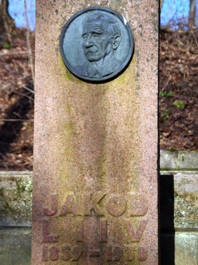 Jakob Liiv's memoir in Rakvere. 8 September 1961. rephoto