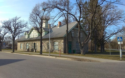 Office building of Kunda Cement Factory rephoto