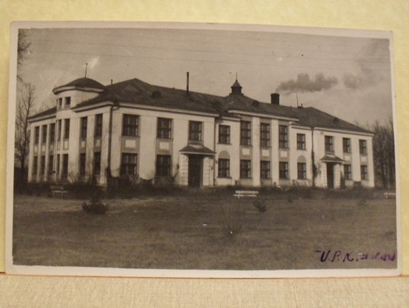 Estonian Farmers Society's Guard School House rephoto