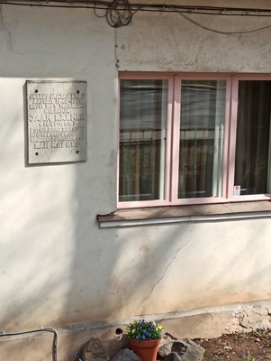 J. Kärner's memorial in Tartu, V. Kingissepa. 59 25 September 1966 rephoto