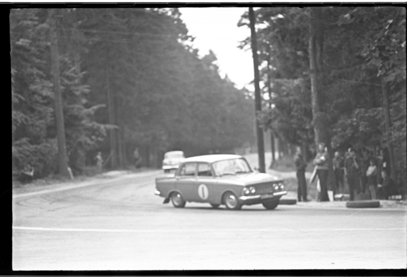 Pirita-kose-cloostrimetsa circular track. On the track of a racing car