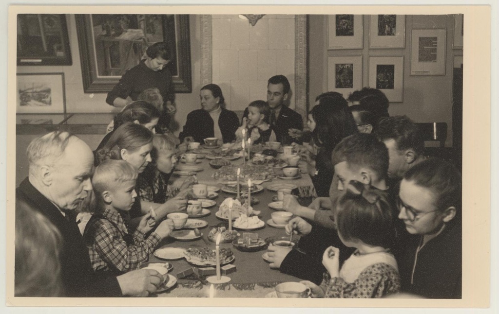 Laste nääriõhtu üldlaud TKM-s jaan. 1958
