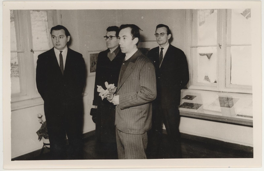 Usbeki NSV rahvakunstnik A. N. Volkovi teoste näituse avamine 23. dets. 1962