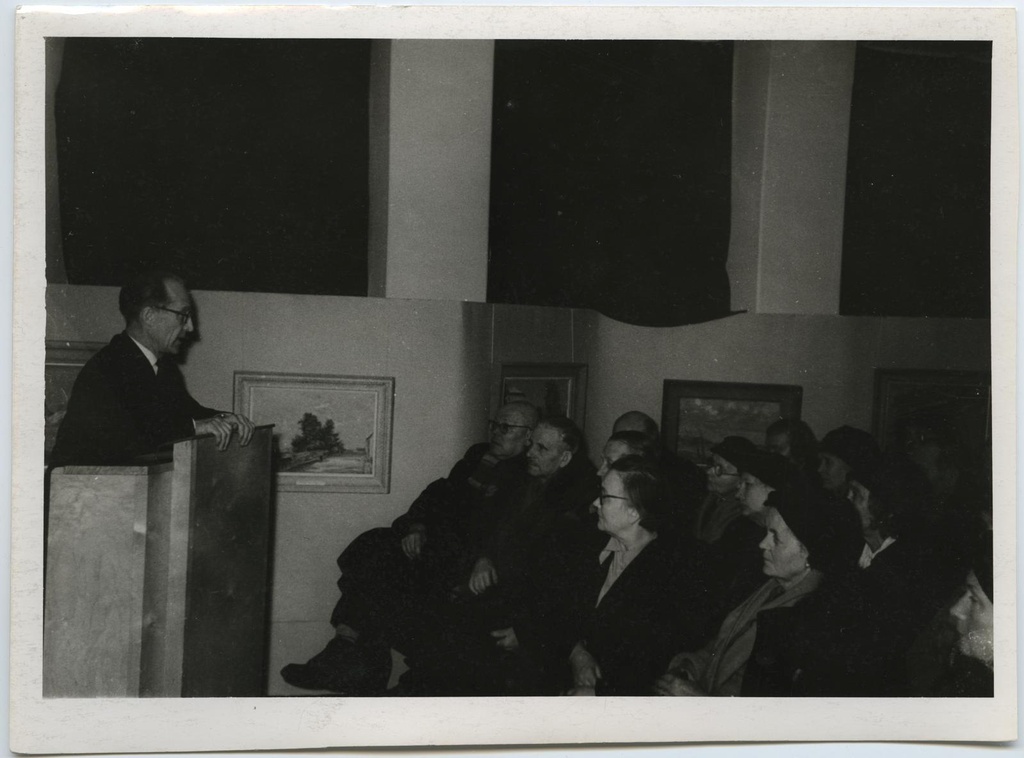 Loengute tsüklist "Linnad-muuseumid" kunstiteadlase Villem Raami (Tallinnast) loeng "Tallinn" (arhitektuur) 23. märts 1962.