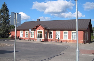 Rapla station building rephoto