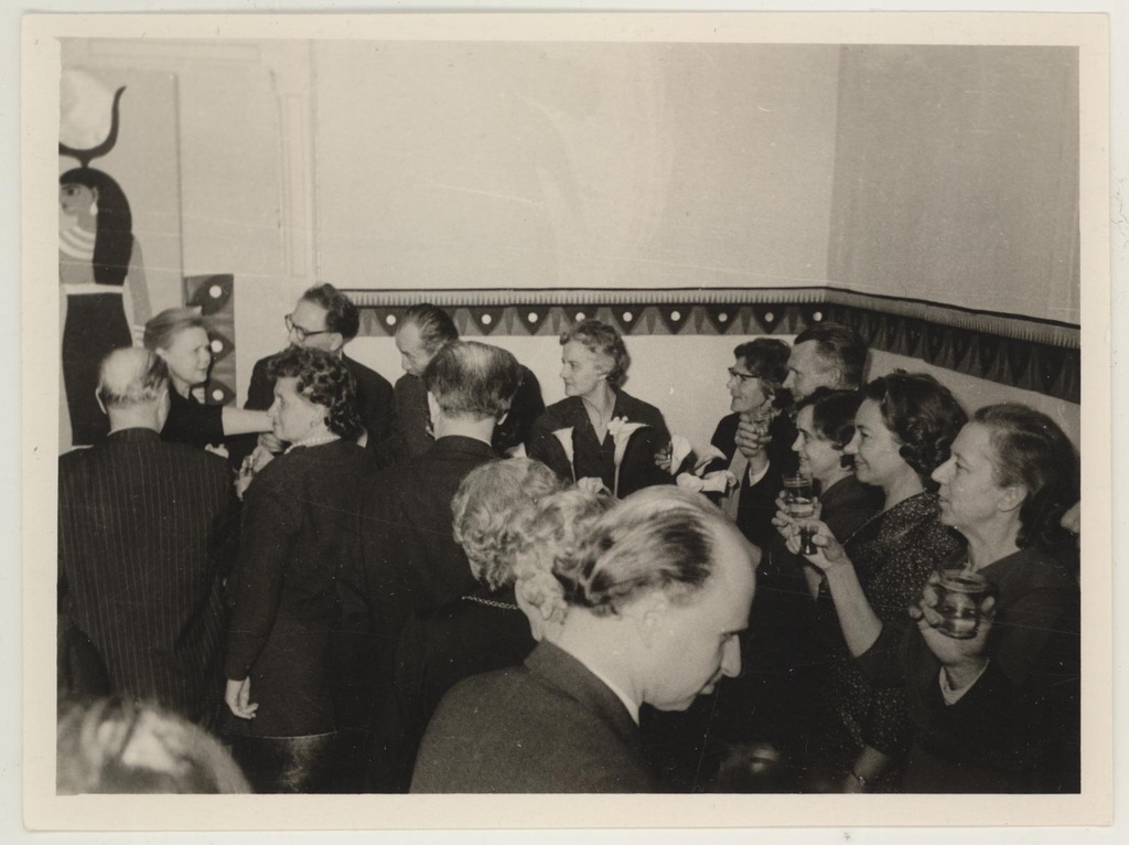 Peavarahoidja Tui Koorti 50. a. juubeli tähistamine 12. apr. 1964. Juubilari terviseks!
