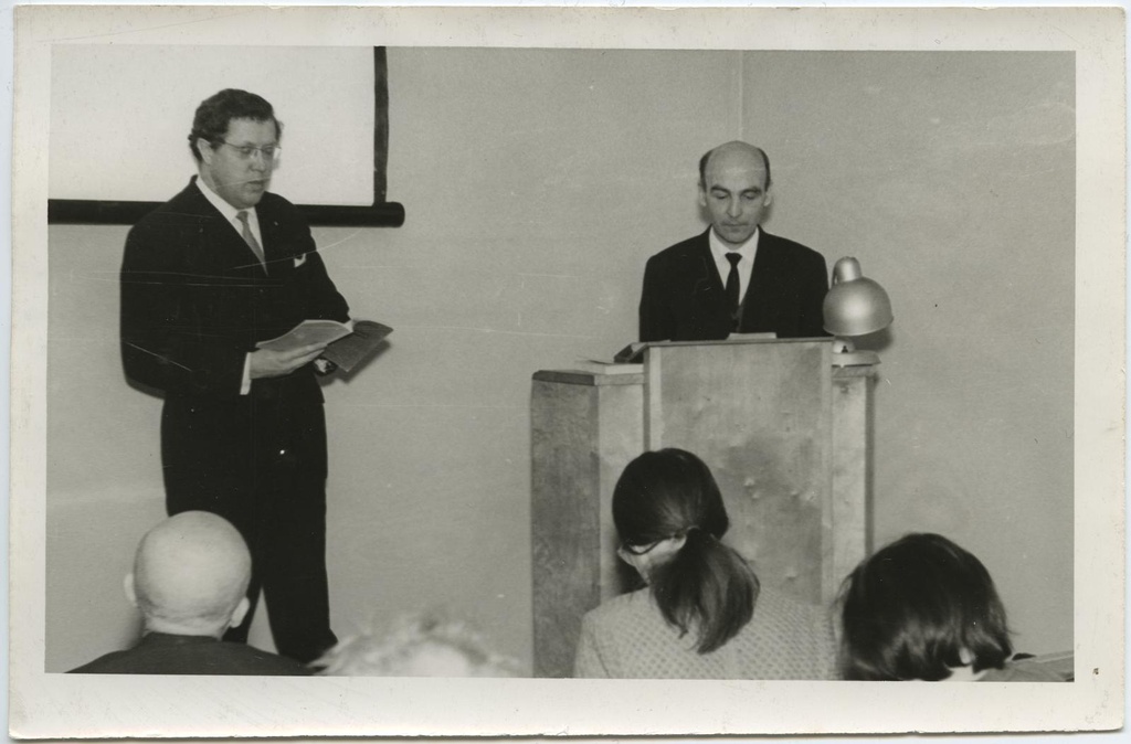 Loeng muusikast "Teisest Maailmasõjast tänapäevani" (tsüklist "Kunstnik ja tema kaasaeg") lektooriumis 8. apr. 1969.