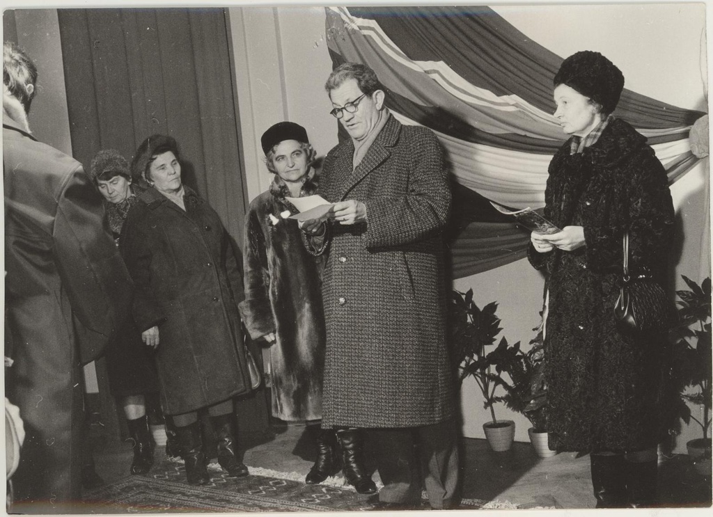 Eesti nõukogude graafika näituse avamine Prahas 8. jaan. 1970. Näituse avasõna F. Bubnikult.