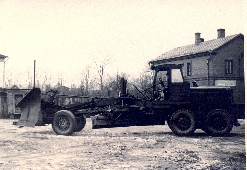 Photo Pärnu Teedev. Workshop courtyard 1956