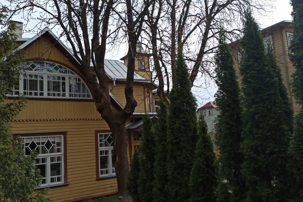 Apartment, Tolstoi Street 14. rephoto