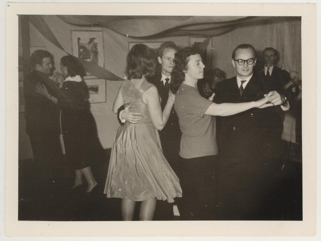 Tartu Riikliku Kunstimuuseumi 20nda aastapäeva koosviibimiselt 17. nov. 1960