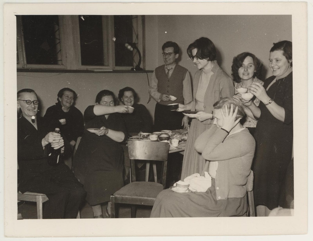 Tartu Riikliku Kunstimuuseumi külastajate konverentsile järgnevalt koosviibimiselt 17. jaan. 1961