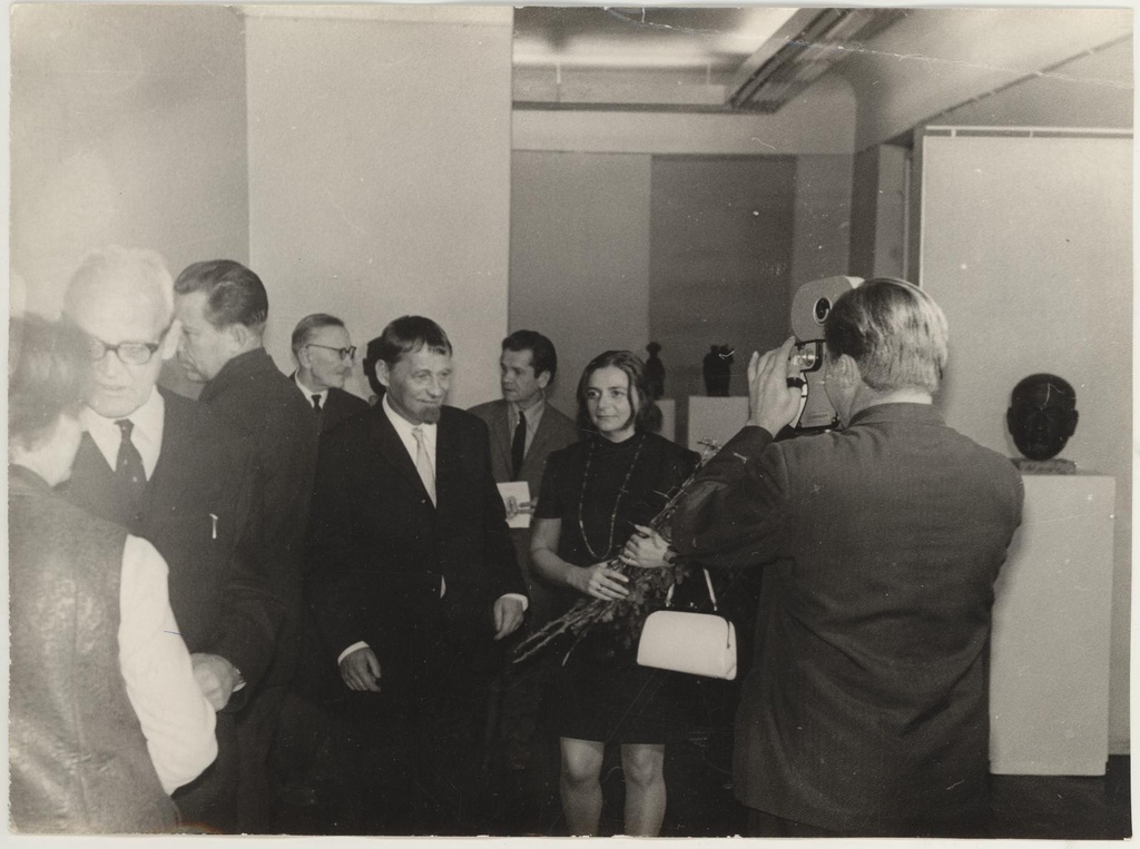 Saksa DV skulptor Wolfgang Eckardti teoste näituse avamine 02.10.1970. I korrusel.