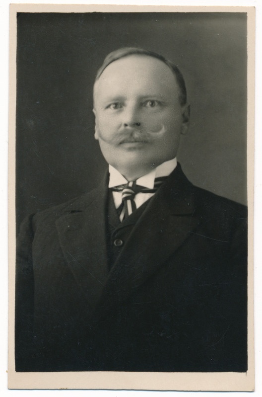 foto, Hans Toffer, u 1935, foto M. Jakobson