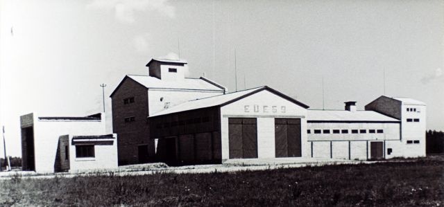 "connection" colossal pit-dryer in Hiiumaa.