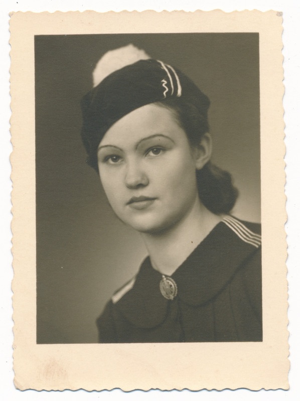 foto, VEHS-i kooli õpilased vormimütsis, rinnaportree, u 1935