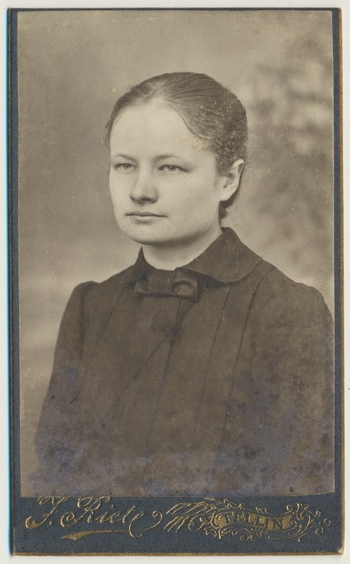 foto, E. Ritso (naine), 1914, foto J. Riet