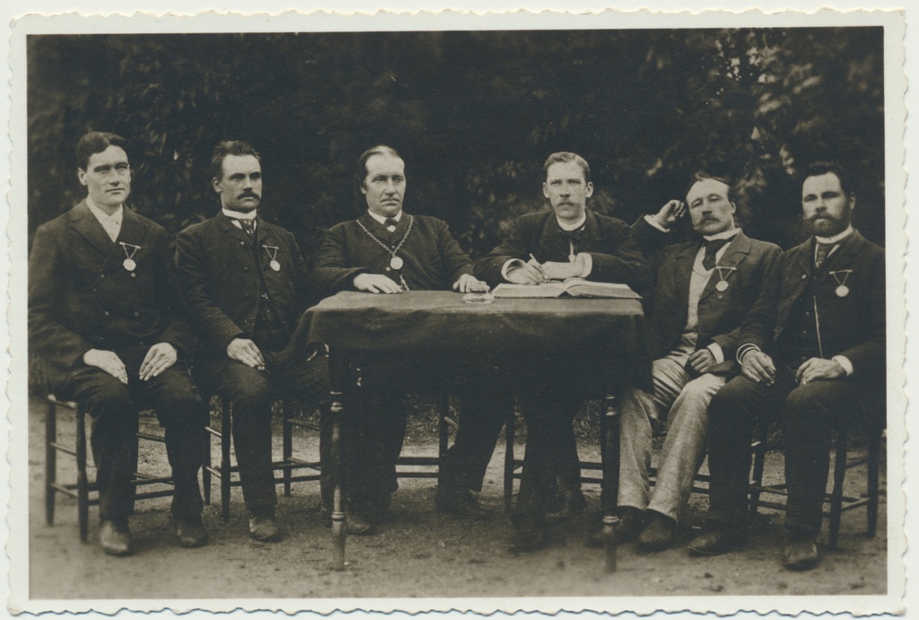 foto, Viljandimaa, Tarvastu vallavalitsus, 1897-1900