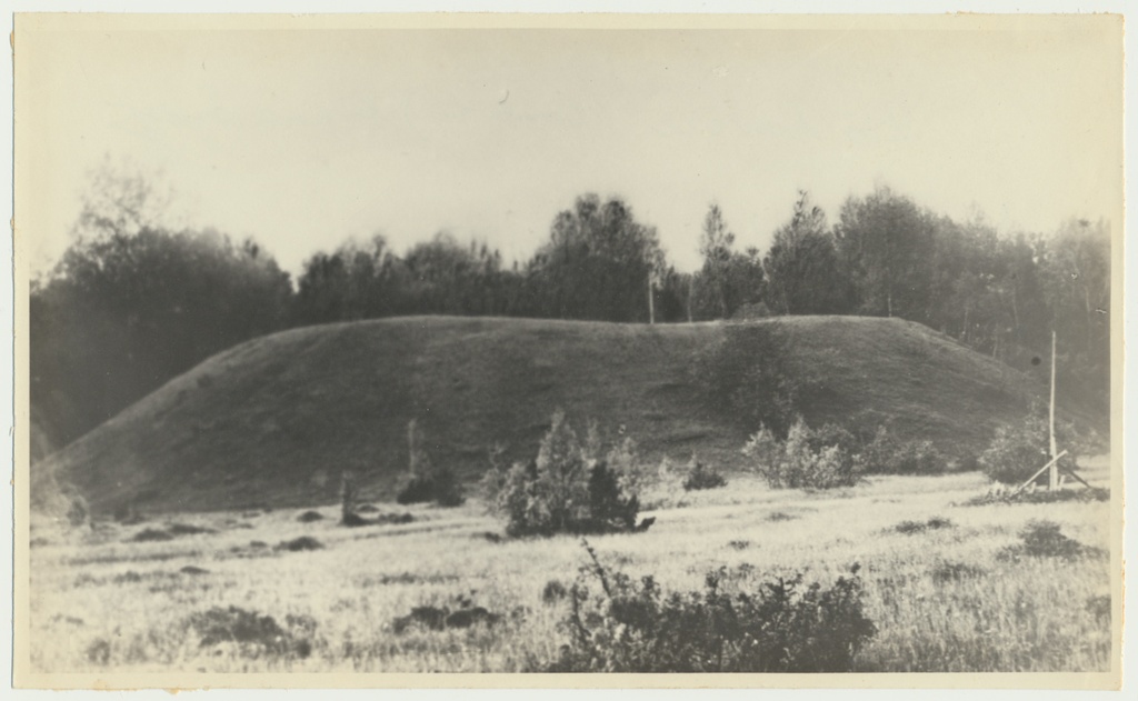 foto, Viljandimaa, Lõhavere linnamägi, u 1960