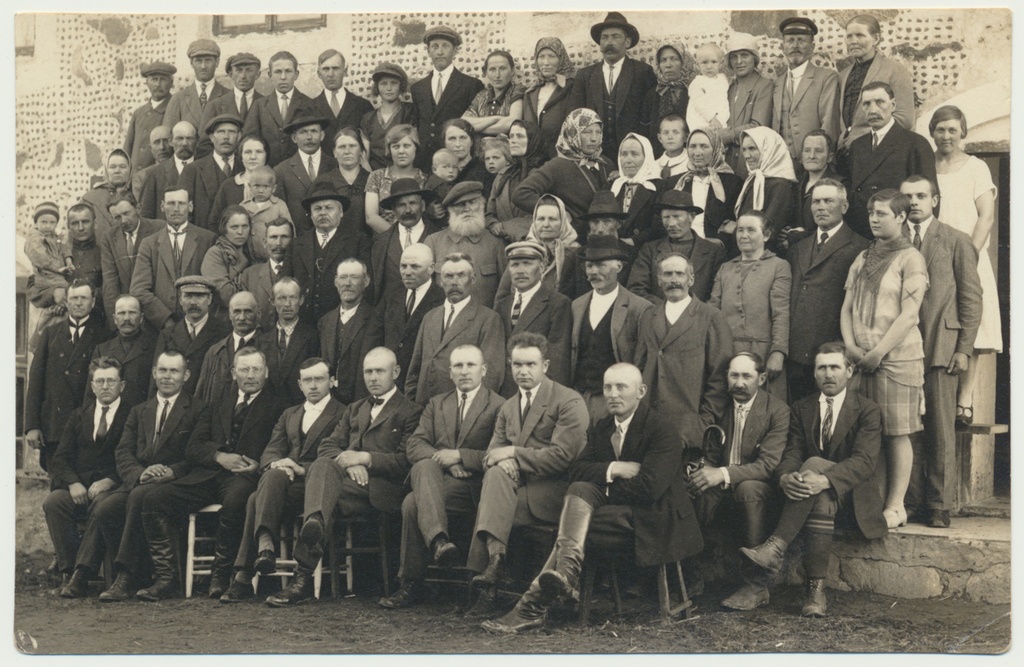 foto, Viljandimaa, grupp Loodi meierei ees, u 1930