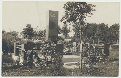 foto, Viljandimaa, Pilistvere, J. Vilmsi hauaplats, u 1920  duplicate photo