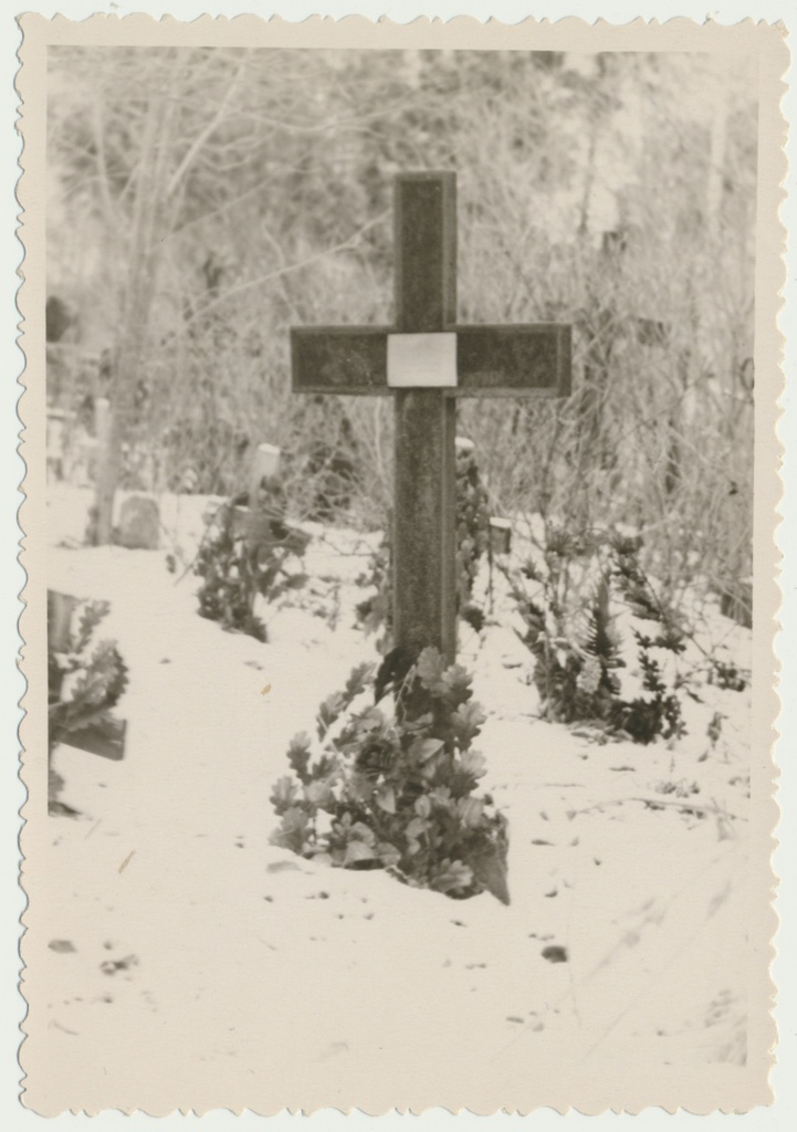 foto, Viljandimaa, Paistu, A. Petersoni haud, 1957, foto A. Järvekülg