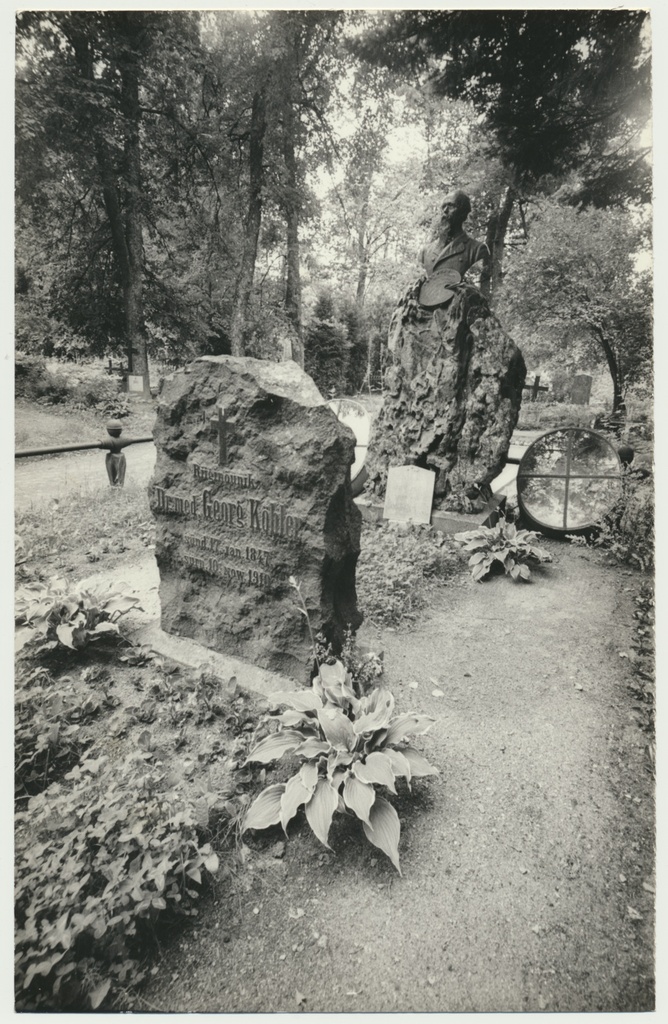 foto, Viljandimaa, Suure-Jaani, Kölerite hauaplats, 1977, foto E. Veliste