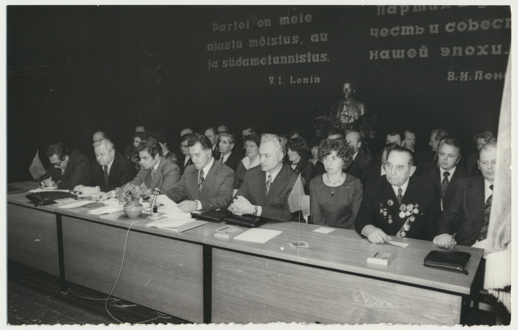 foto, Viljandi, EKP Viljandi Rajoonikomitee, konverents, 1978, foto E. Veliste
