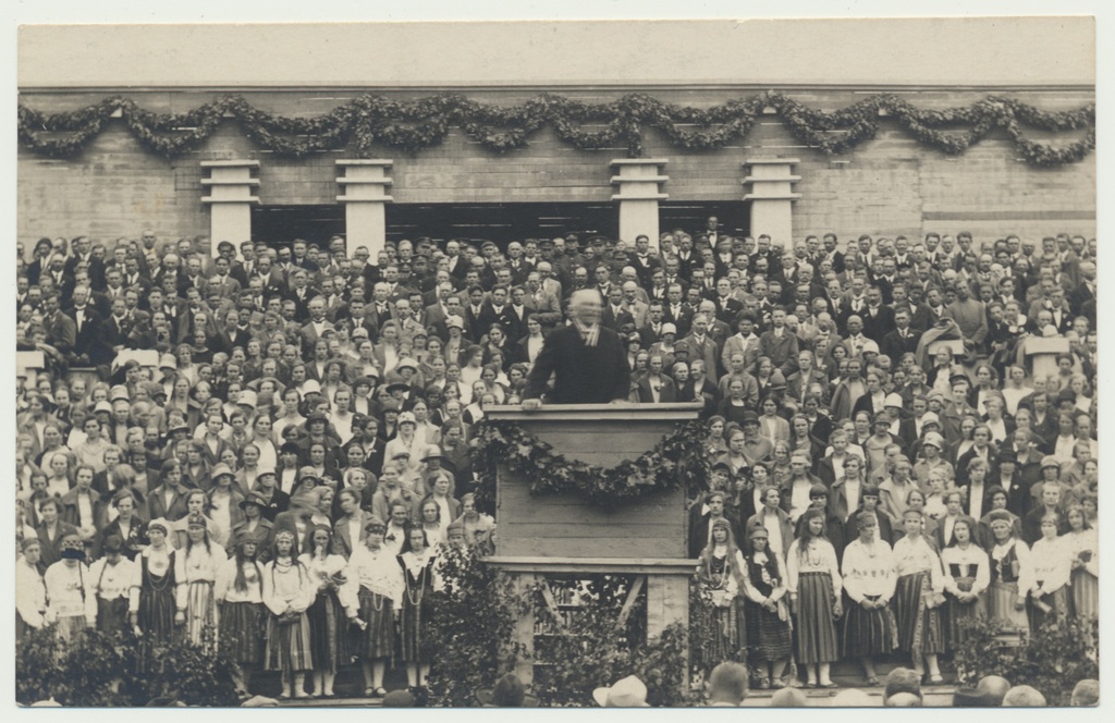 foto, Viljandi 4. laulupidu, Teine Kirsimägi, esinejad, 2.-3. juuni 1927