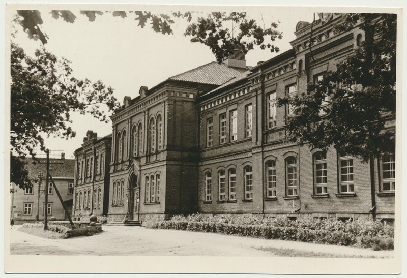 foto, Viljandi, Uueveski tee 1, koolimaja, 1949, foto L. Vellema