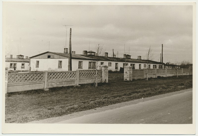 foto, Viljandi, Riia mnt, elamu, 1958, foto L. Vellema