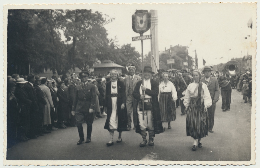 foto, Tallinn, Viljandi kolonn üldlaulupeol, 1938?