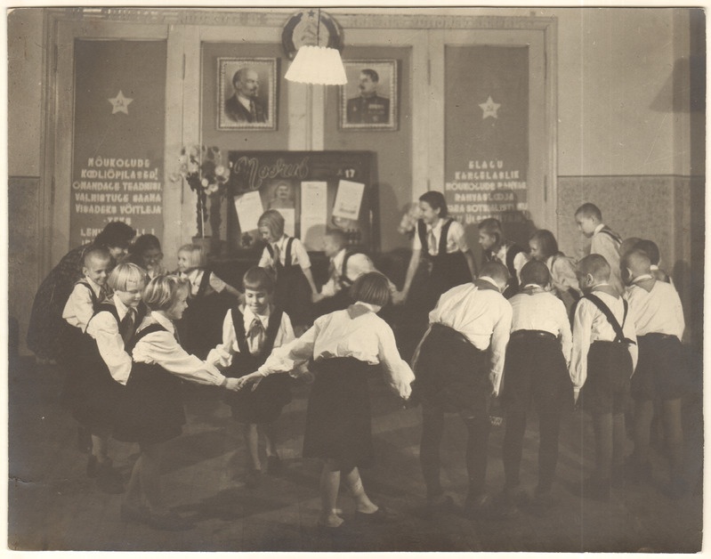 foto, Viljandi, pioneerikoondus lastekodus, u 1950
