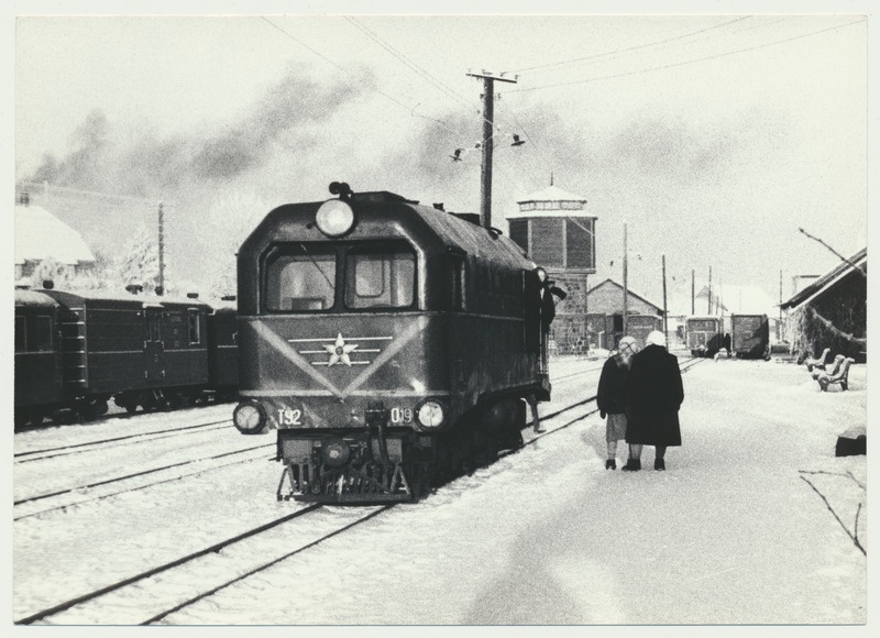 foto, Viljandi, raudteejaam, vedur TY2-019, 1968, foto I. Adamson