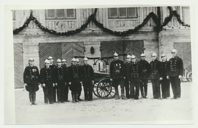 fotokoopia, Viljandimaa, Mõisaküla, Tuletõrje seltsi käsipritsi meeskond, 1936  similar photo