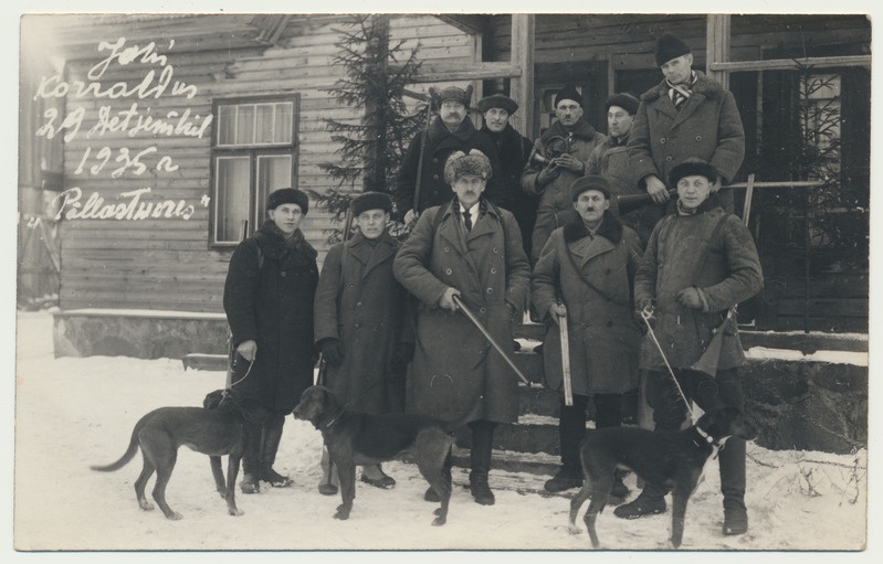 foto, Imavere vald, Pällastvere küla, jahimehed, 1935