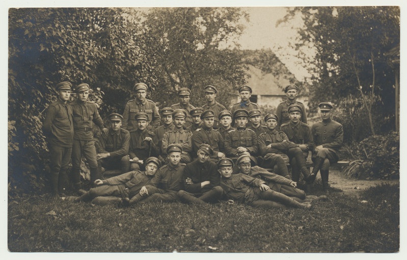 foto, sõjaväelased, sh R. Mager, u 1920