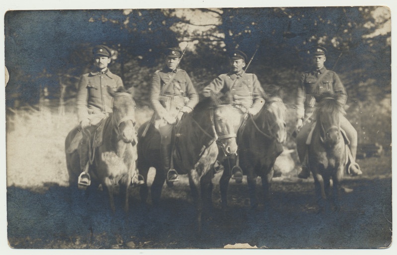 foto, 9. jalaväepolk, 4 ratsanikku, 1919, foto Tamm
