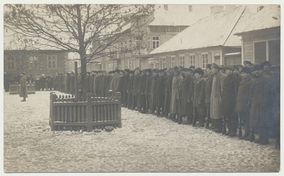 foto, Viljandi, turuplats, kutsealused, u 1919  duplicate photo