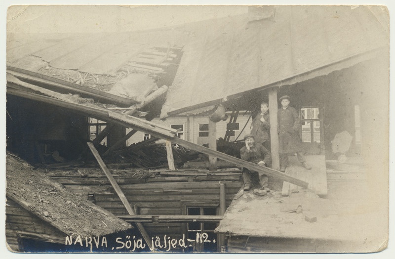 foto, Narva, poolpurustatud elumaja, aprill 1919