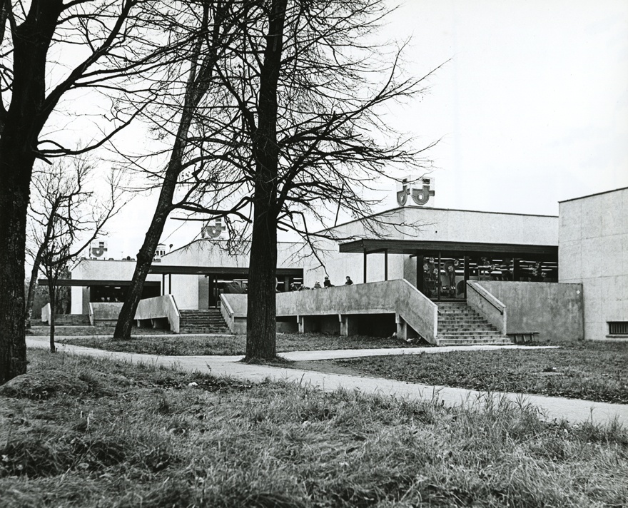 Jõhvi storehouse, view of the building. Architect Helgi Margna; engineers h. Suurkuusk and m. Volmer
