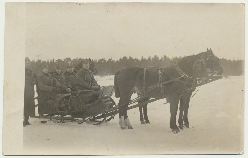 foto, grupp, 5 sõjaväelast, saan, 2 hobust, u 1928